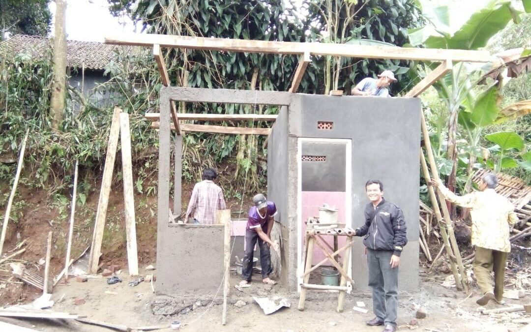 Desa Seuseupan; Pembangunan MCK Wujud Komitmen SDGs