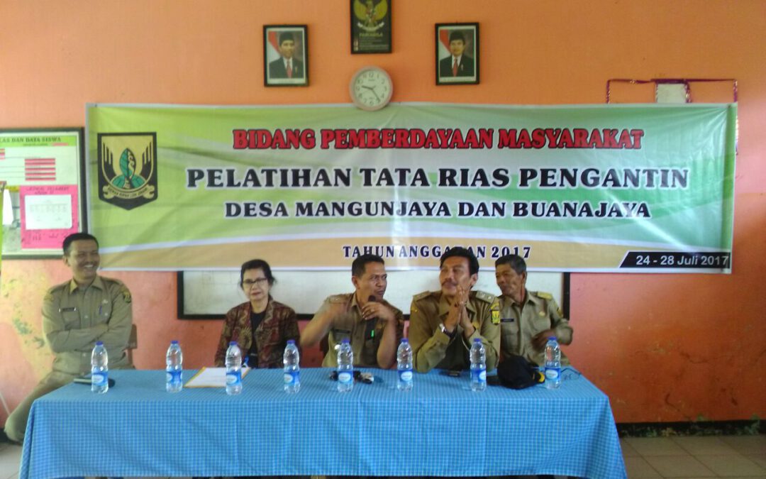 Bantargadung : (Tata Rias Pengantin)