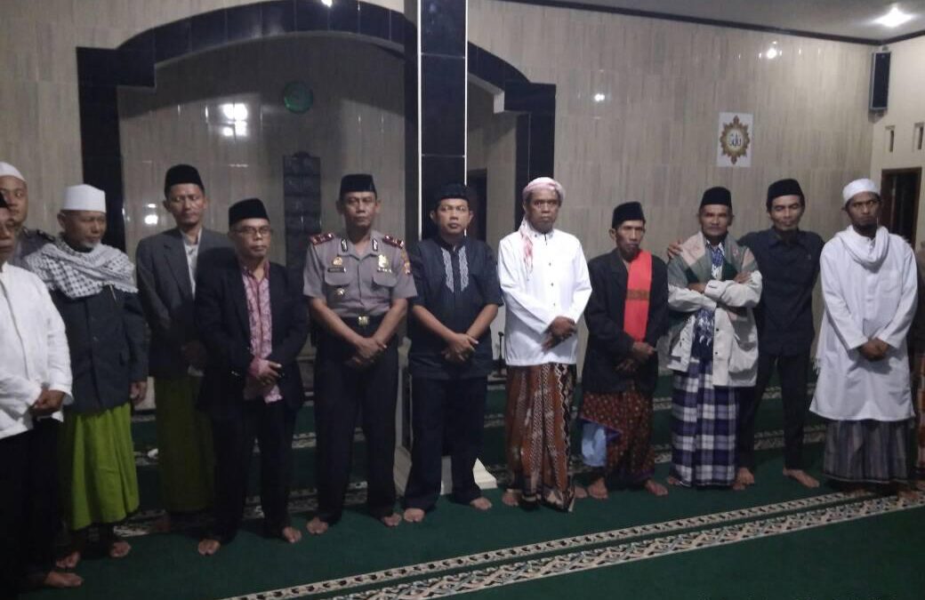 Tarawih Keliling Pemerintah Desa Cikembang