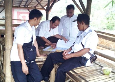 Desa Kebonmanggu: Pejabat Kemendesa Survey Lokasi Embung